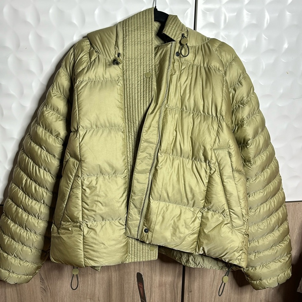 BRAND NEW WITH TAGS NIKE GREEN THERMA-FIT PUFFER JACKET SIZE LARGE